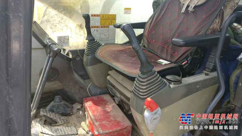 天津出售转让二手18000小时2009年小松PC220挖掘机