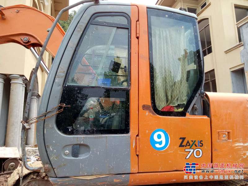 安徽出售转让二手15088小时2009年日立ZX70挖掘机