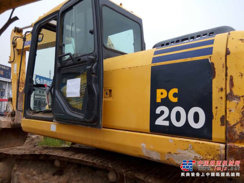 北京出售转让二手5700小时2011年小松PC160LC挖掘机