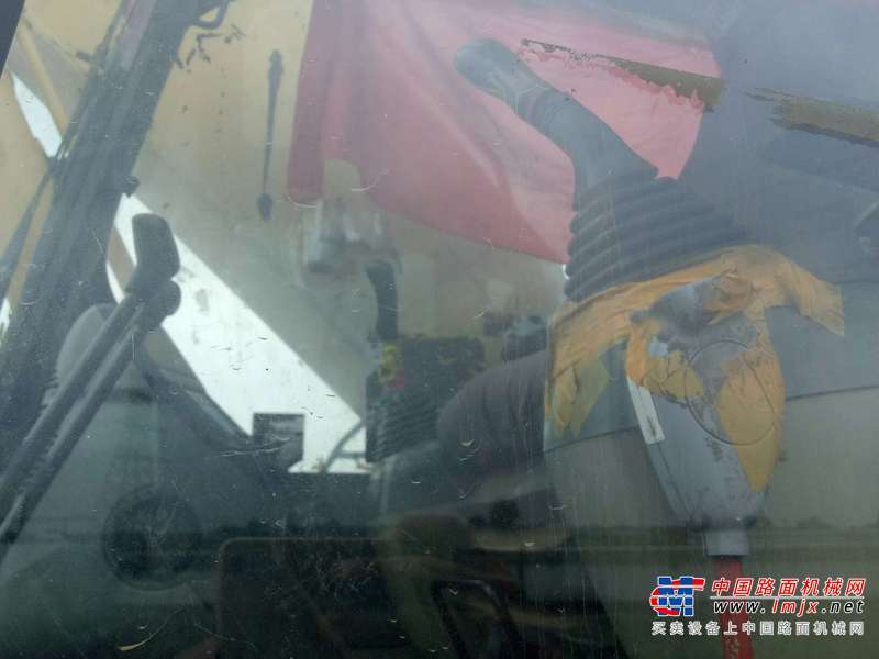 辽宁出售转让二手7800小时2011年小松PC210LC挖掘机
