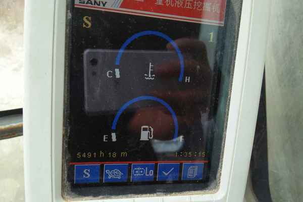 陕西出售转让二手5479小时2011年三一重工SY235C挖掘机