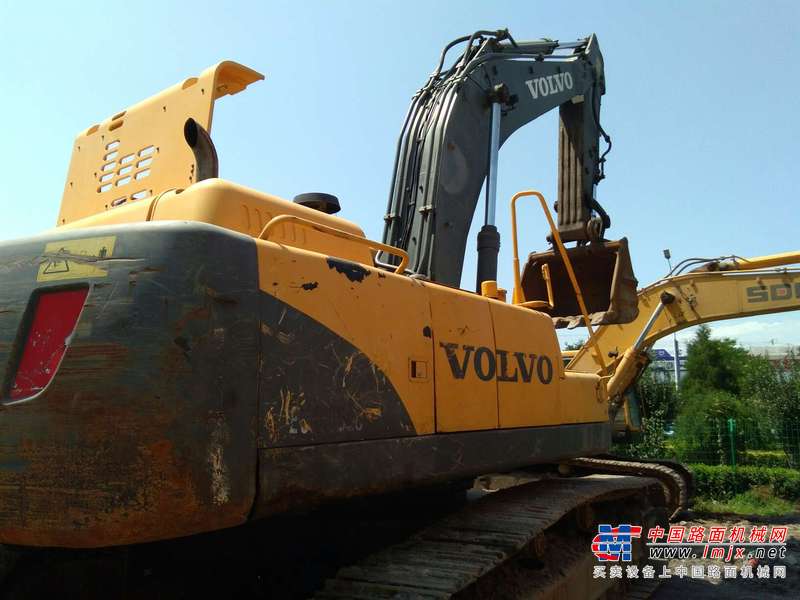 山西出售转让二手8000小时2011年沃尔沃EC360BLC挖掘机
