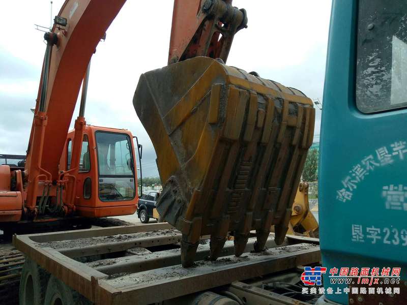 黑龙江出售转让二手10000小时2004年大宇DH300LC挖掘机