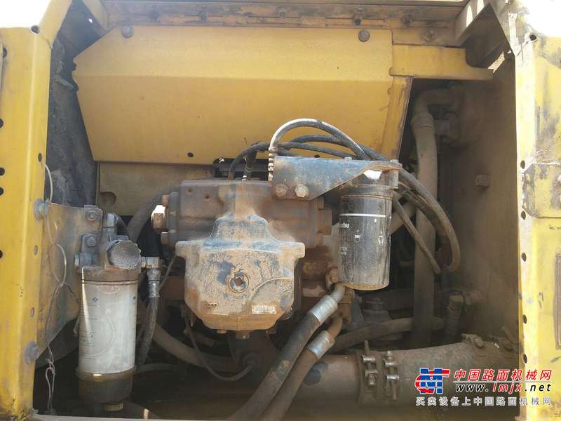 陕西出售转让二手6800小时2010年小松PC220挖掘机