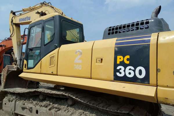 辽宁出售转让二手8000小时2011年小松PC300挖掘机