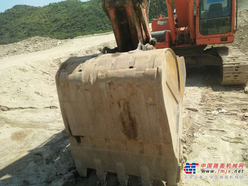 陕西出售转让二手3000小时2009年斗山DH225LC挖掘机
