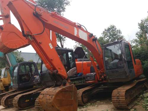 陕西出售转让二手6000小时2010年日立ZX130H挖掘机
