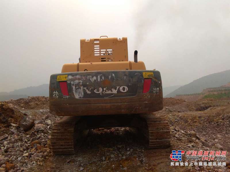 山西出售转让二手8000小时2011年沃尔沃EC360BLC挖掘机