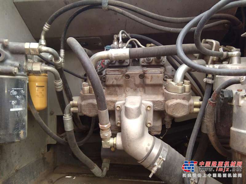 山西出售转让二手6500小时2010年日立ZX240挖掘机