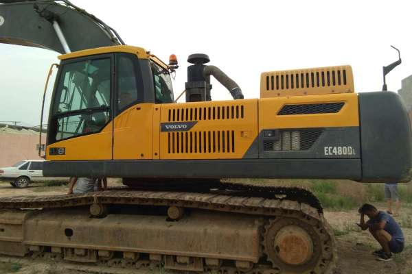 山西出售转让二手8000小时2013年沃尔沃EC480DL挖掘机