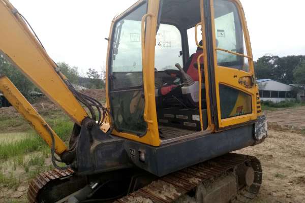 辽宁出售转让二手4000小时2012年沃得重工W260挖掘机