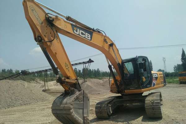 陕西出售转让二手4800小时2013年JCBJS230LC挖掘机