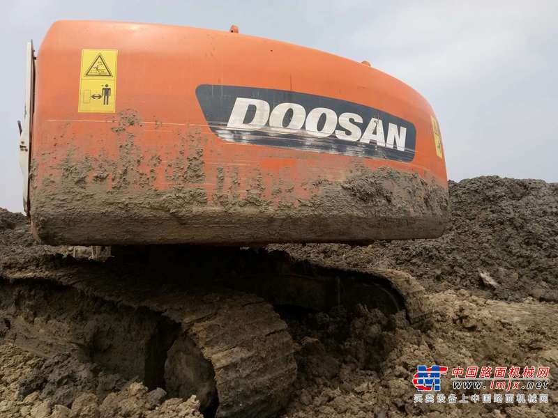 辽宁出售转让二手4500小时2007年斗山DH225LC挖掘机