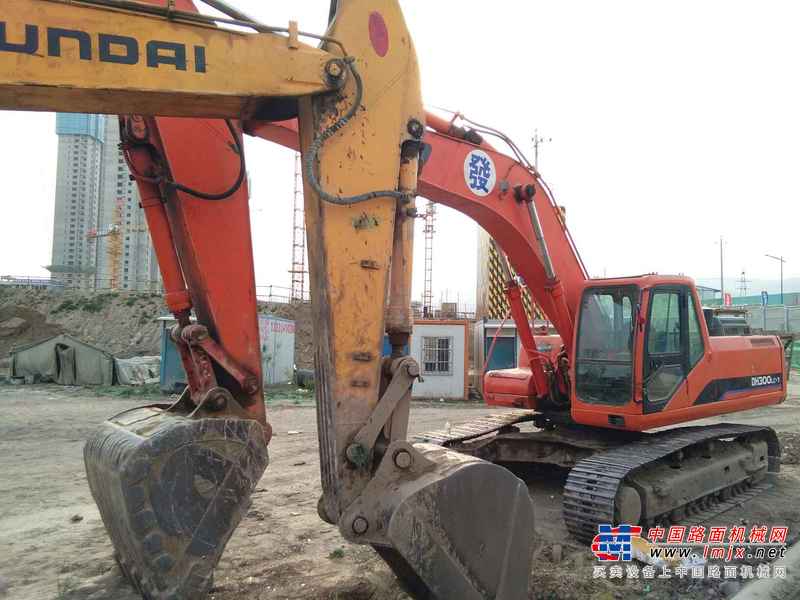 山西出售转让二手6200小时2011年斗山DH300挖掘机