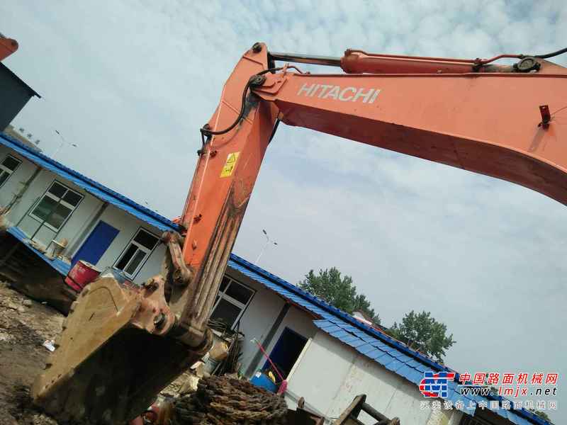 陕西出售转让二手9000小时2012年日立ZX250H挖掘机