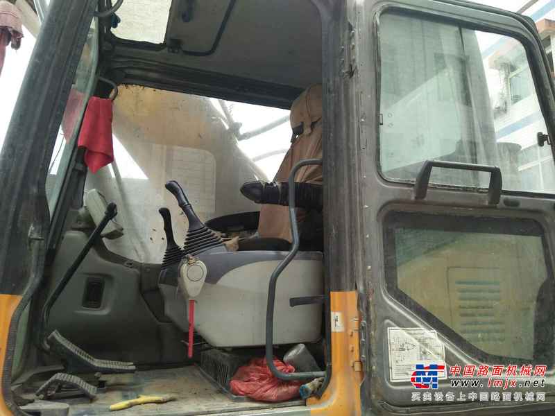 陕西出售转让二手9604小时2010年三一重工SY215C挖掘机