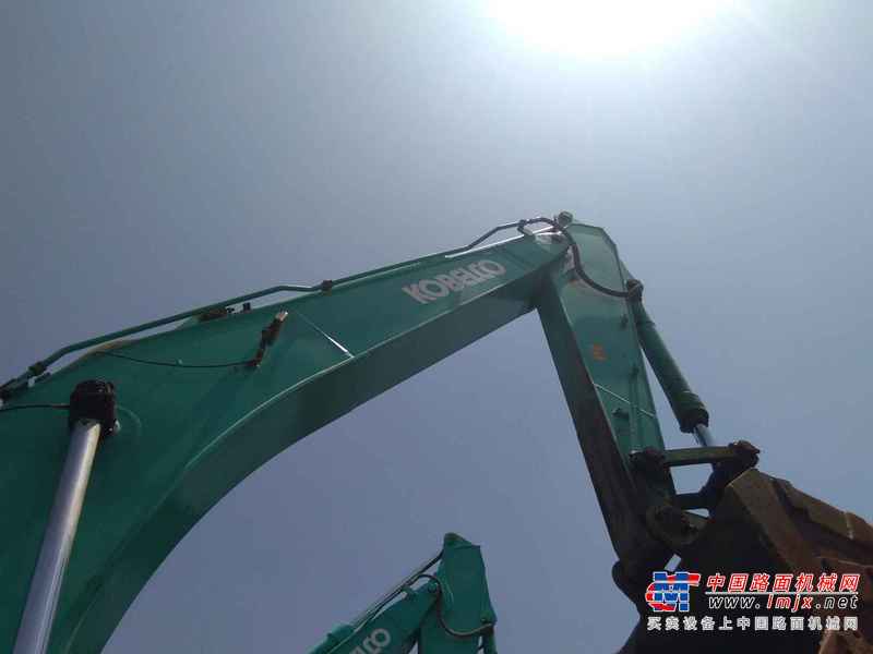山西出售转让二手6000小时2010年神钢SK260LC挖掘机