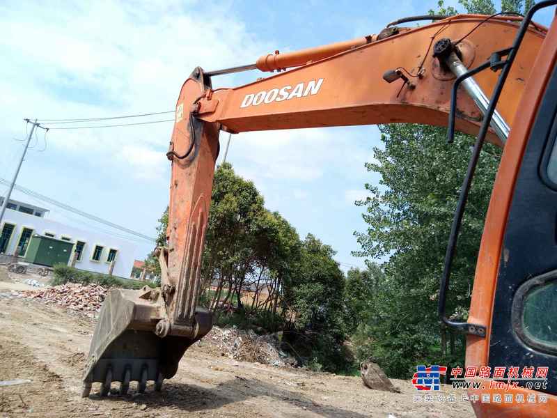 安徽出售转让二手10330小时2009年斗山DH220LC挖掘机