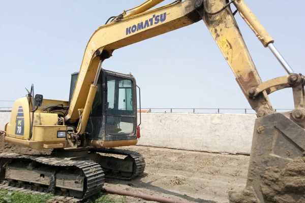 辽宁出售转让二手9000小时2010年小松PC70挖掘机