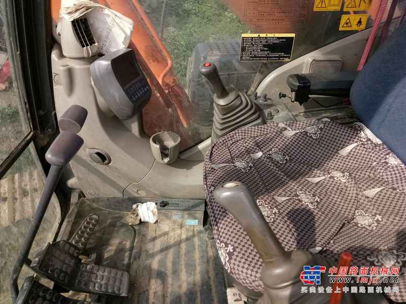 辽宁出售转让二手14000小时2008年日立ZX240挖掘机