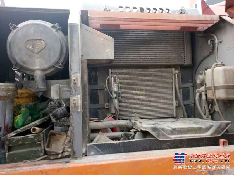 辽宁出售转让二手16000小时2005年日立ZAXIS200挖掘机