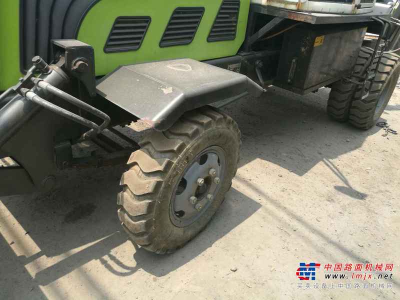 河南出售转让二手3450小时2013年犀牛重工轮挖XNW44180挖掘机