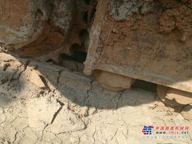 河南出售转让二手4300小时2013年现代R485LC挖掘机