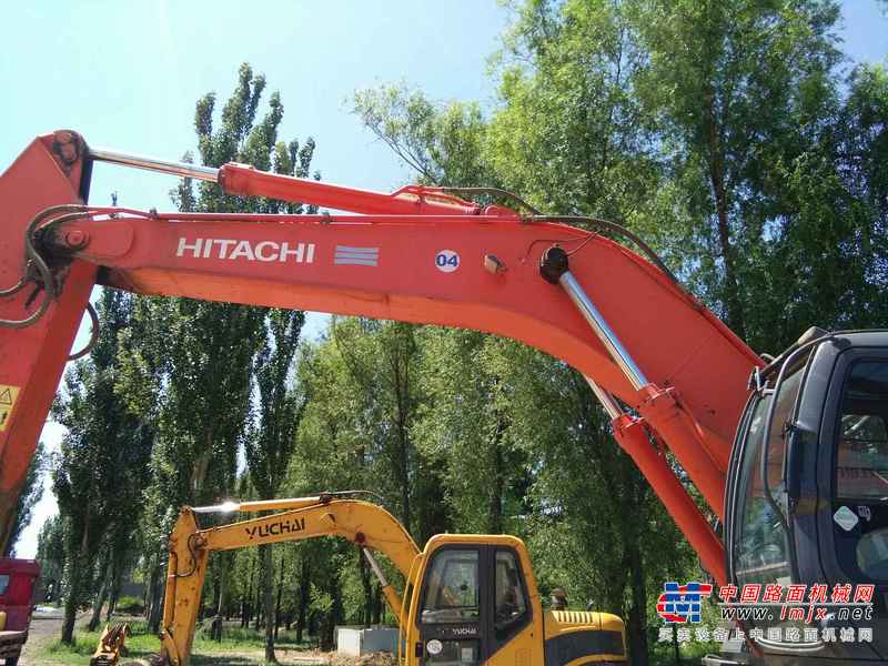 山西出售转让二手4760小时2015年日立ZX330LC挖掘机