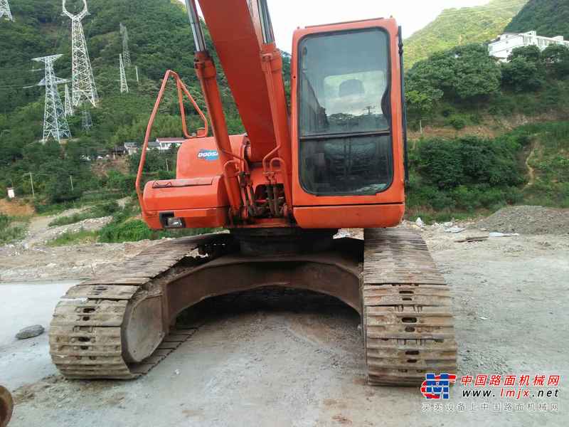 陕西出售转让二手2000小时2009年斗山DH220LC挖掘机