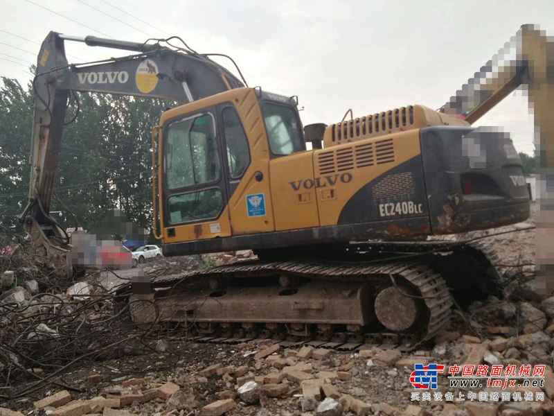 河南出售转让二手12000小时2005年沃尔沃EC210B挖掘机