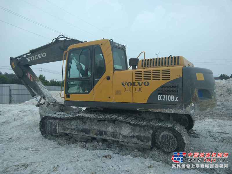 河南出售转让二手17372小时2007年沃尔沃EC210B挖掘机