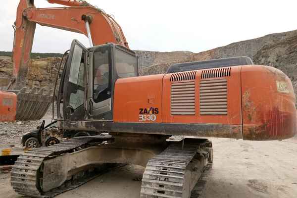 辽宁出售转让二手9800小时2007年日立ZX330挖掘机