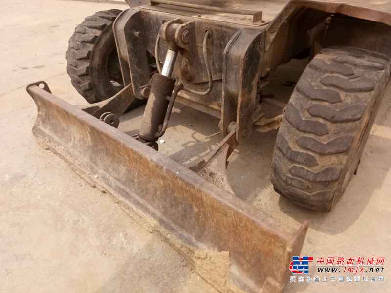 辽宁出售转让二手8000小时2011年犀牛重工XNW51360挖掘机