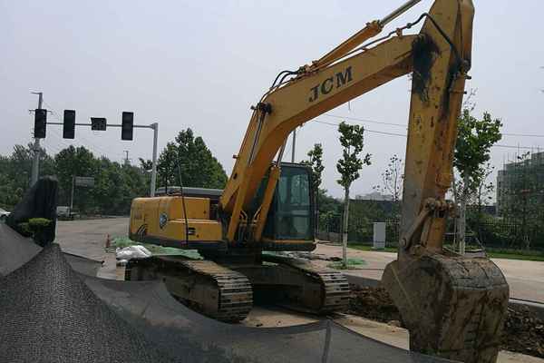 河南出售转让二手6700小时2010年山重建机JCM922D挖掘机