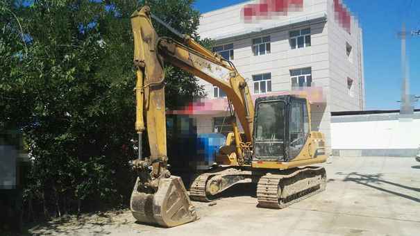 内蒙古出售转让二手7060小时2010年厦工XG815挖掘机