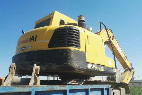 内蒙古出售转让二手8500小时2009年现代R80挖掘机