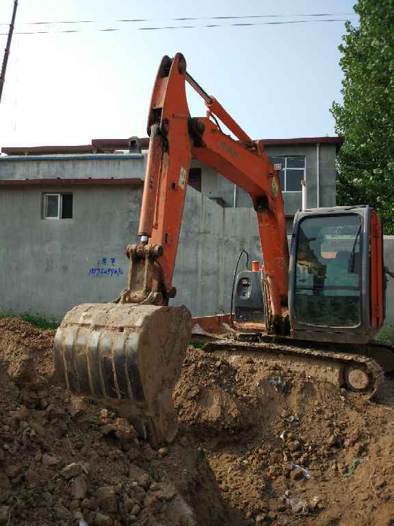 山东出售转让二手8000小时2011年日立ZX60挖掘机