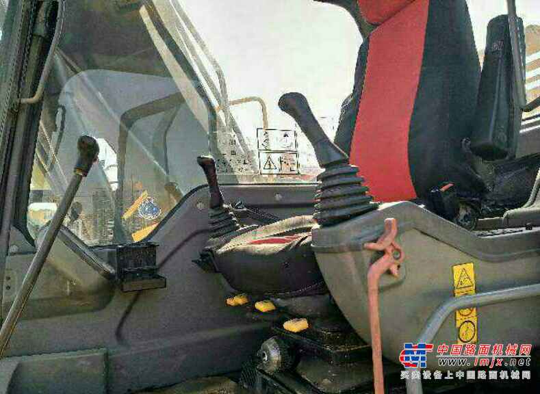山东出售转让二手7600小时2012年沃尔沃EC140BLC挖掘机
