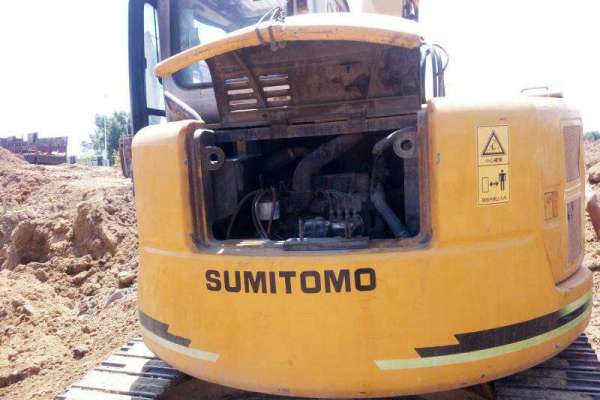 黑龙江出售转让二手15000小时2005年住友SH75X挖掘机