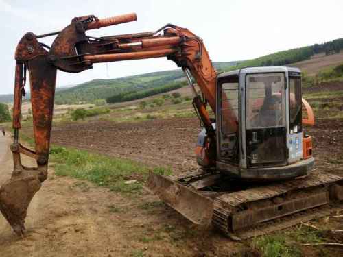 黑龙江出售转让二手10000小时2004年日立EX75UR挖掘机
