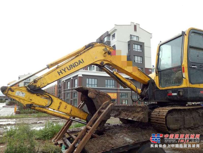 黑龙江出售转让二手17600小时2008年现代R60挖掘机
