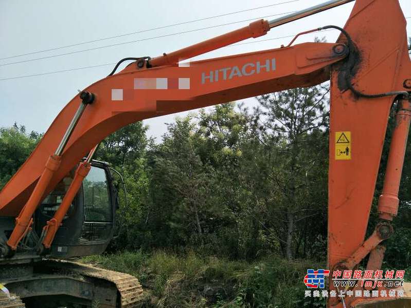 山西出售转让二手1700小时2014年日立ZX240挖掘机