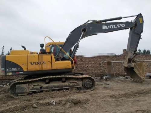 甘肃出售转让二手7000小时2011年沃尔沃EC210B挖掘机