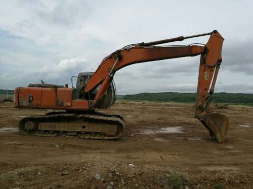 黑龙江出售转让二手15000小时2003年日立EX200HHE挖掘机