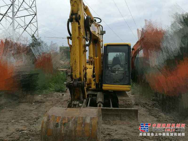 黑龙江出售转让二手10000小时2009年小松PC60挖掘机