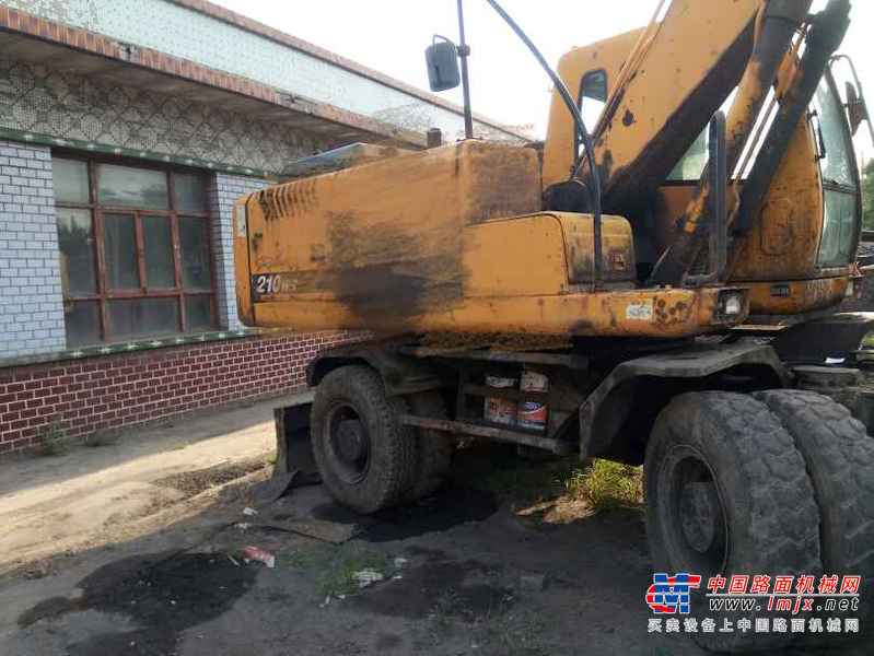 山西出售转让二手9500小时2008年现代轮挖R210W挖掘机