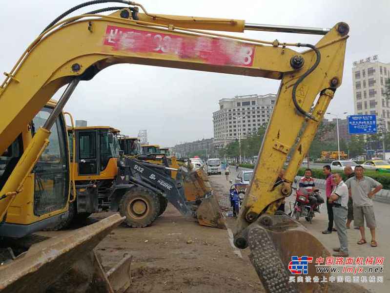 吉林出售转让二手5000小时2011年玉柴YC85挖掘机