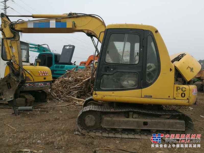 吉林出售转让二手18000小时2006年小松PC60挖掘机
