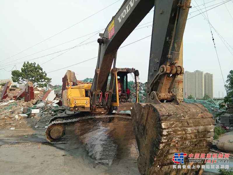 山西出售转让二手6000小时2012年沃尔沃EC240BLC挖掘机