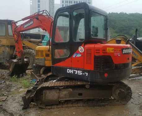 贵州出售转让二手4500小时2010年斗山DX60挖掘机